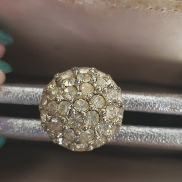 Vintage Midcentury Silver Handbag With Rhinestone Kiss Clasp and Satin Coin Bag - Picture 8 of 13